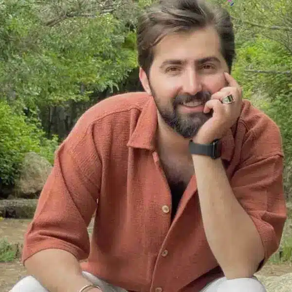 محسن نصری